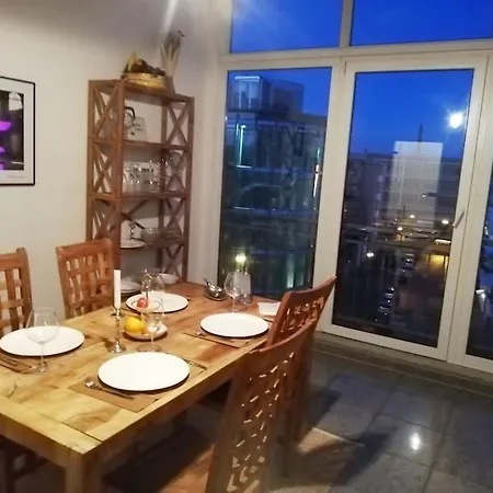 Penthousewohnung 126 Qm Innenstadt+ Dachterrasse Apartment